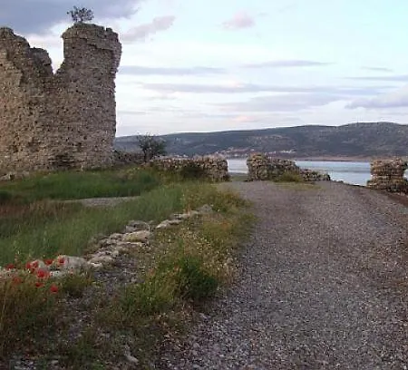 Nevenka * Starigrad Paklenica