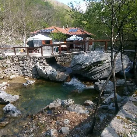 Nevenka Starigrad Paklenica